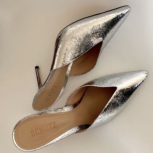 A Mule I dare you to take a step in